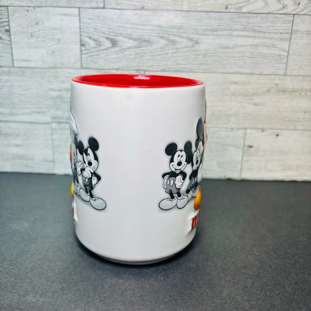 Mickey Walt Disney World Parks‎ Disneyland Resort Embossed Mug